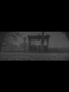 [x]成田凌、中村映里子、森田剛が体当たり演技！つげ義春の漫画を実写化『雨の中の慾情』超特報 - YouTube