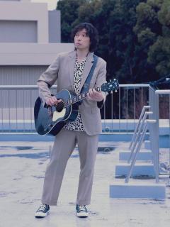 [x]斉藤和義「PINEAPPLE」インタビュー｜デビュー30周年の節目に届ける“和義印”のニューアルバム - 音楽ナタリー 特集・インタビュー