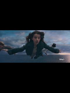 [x]ミラ・ジョヴォヴィッチの娘がウェンディ役！実写版『ピーター・パン＆ウェンディ』についてわかっていること｜ELLE[エル デジタル]