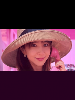 [x]ビキニ姿が話題・ほしのあき 48歳を迎えた姿にファン驚き「48？！可愛すぎる！」「永遠の25歳！奇跡の人！」 - ABEMAエンタメ - 話題 ...