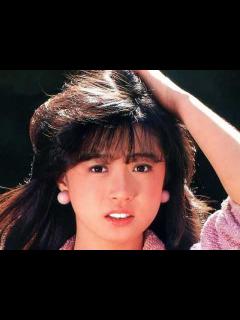 [x]中森明菜 / セカンド・ラブ ♪ - YouTube