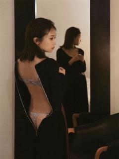 [x]秋元 真夏,セクシー姿写真集,秋元 真夏の姿を見たら興奮になるか？,乃木坂46 - YouTube