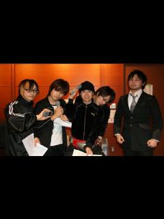 [x]安元洋貴×中村悠一 小野大輔とご一緒した話「いや しい感じでねw」 - YouTube