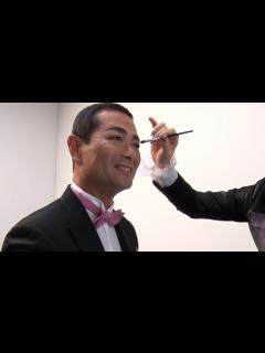 [x]桑田真澄、Matt風メイクに挑戦！？CMで親子共演！ イシダ新TVCM「Mattの中にひとりだけKUWATA」 - YouTube