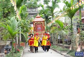 Hơn 100 người tham gia lễ rước nước chùa Trông xã Hưng Long ở Hải ...